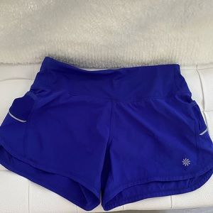 Athleta Shorts • XS